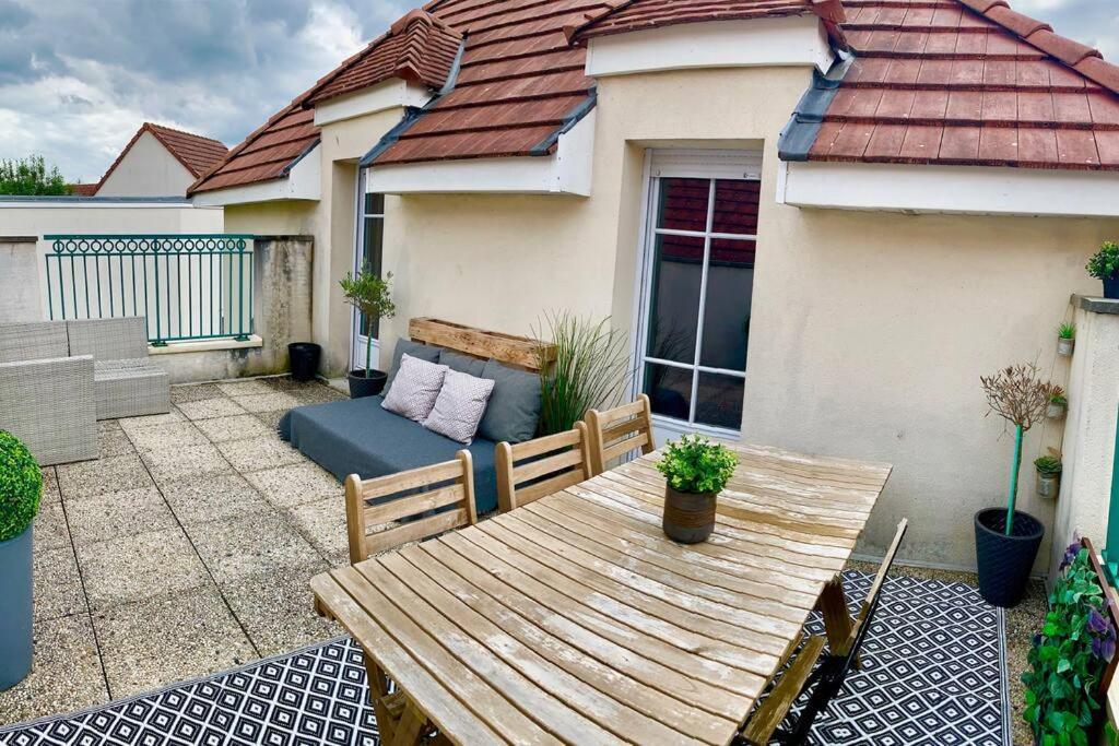 Vila Le Dortoir Magny-le-Hongre Exteriér fotografie